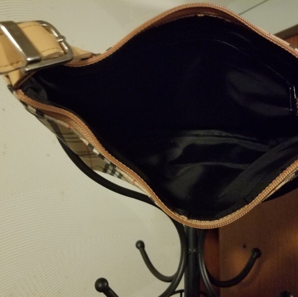 Small Handbag - Picture 2 of 2